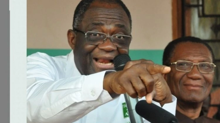 En meeting le samedi à Grand-Bassam, Maurice Guikahué a annoncé la fin de la crise qui secoue sa formation politique et le parti de Gbagbo.