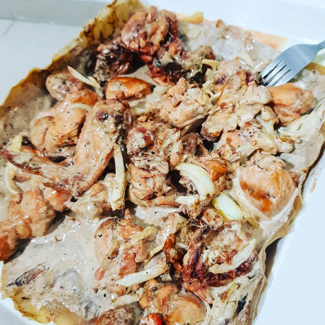 Poulet Mayo, la recette de poulet en vogue à Kinshasa.