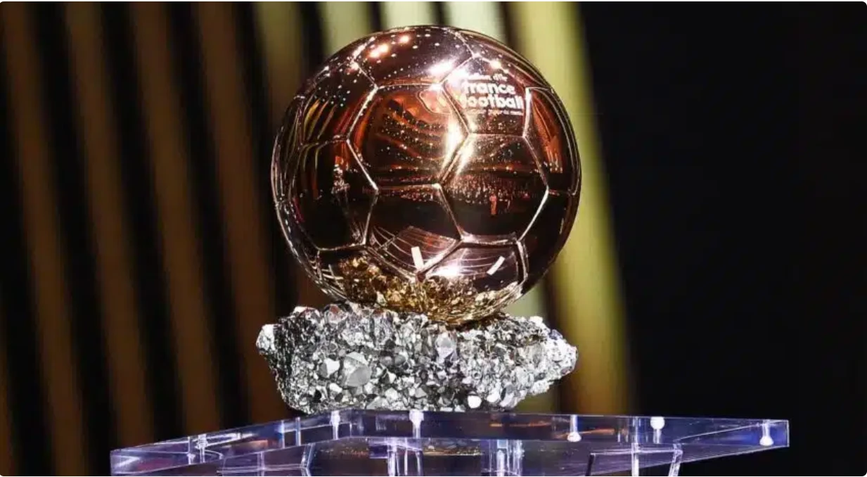 LE TROPHEE DU BALLON (PH:DR)