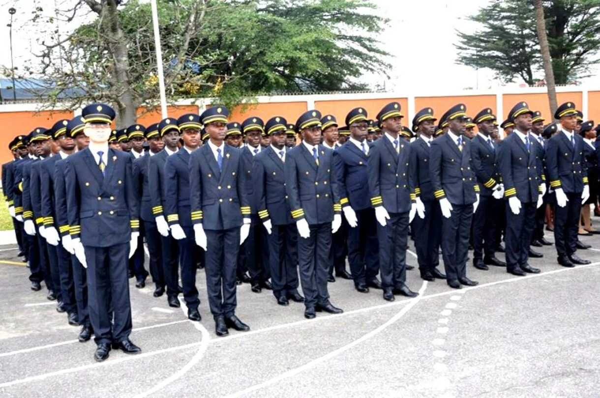 UNE SORTIE DE PROMOTION D'ELEVES A L'ENA (PH:DR)