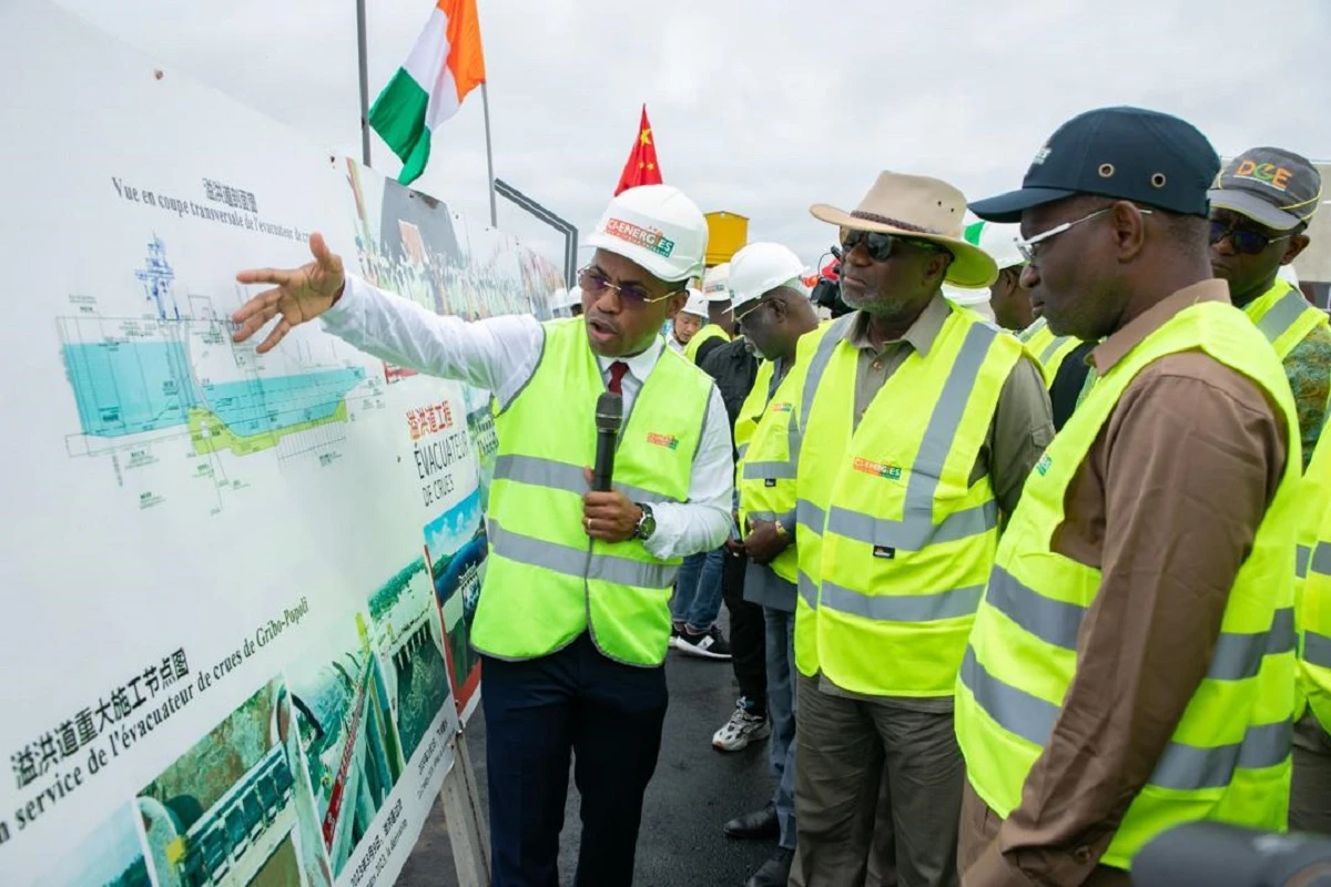 Le ministre Mamadou Sangafowa-Coulibaly s'est réjoui du respect des délais