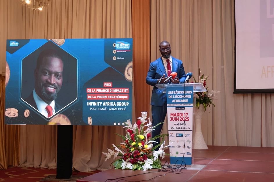 La 15ᵉ édition du Forum « Les Bâtisseurs de l’Économie Africaine » a honoré Ismaël Adam Cissé.