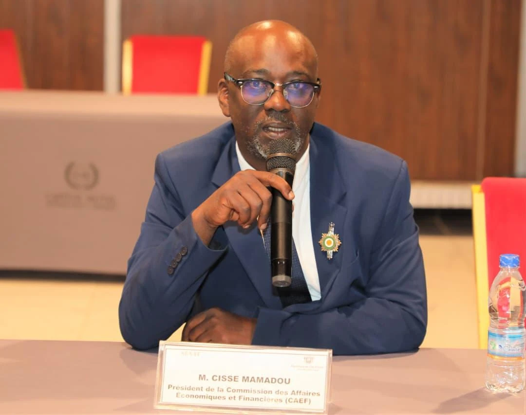 Contrôle parlementaire des finances : Le Sénat se forme au budget-programme