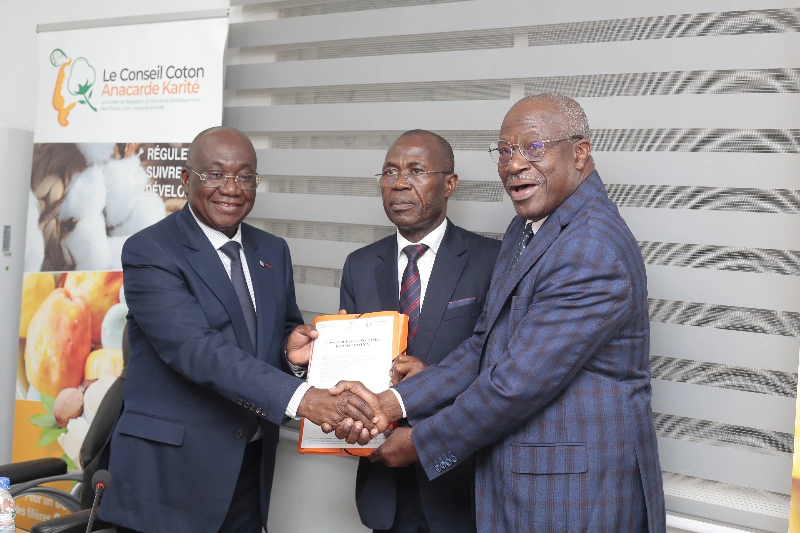 Conseil d'Administration du CCAK : M. Ouattara Blidia passe le flambeau à M. Ehui Kouassi Jérôme