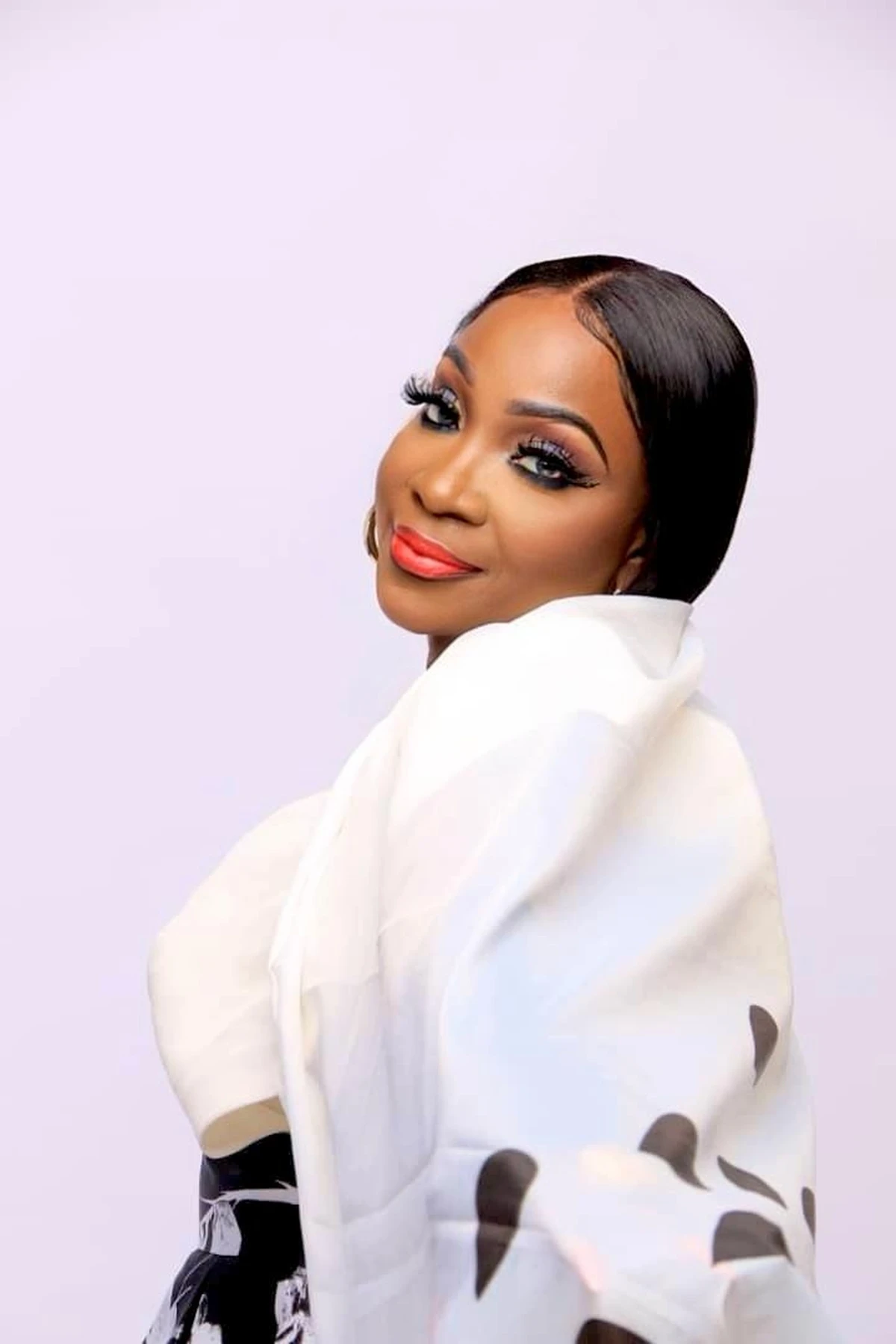 Showbiz : La doyenne Doty Z revient sur la scène avec un single baptisé « Koutamé »