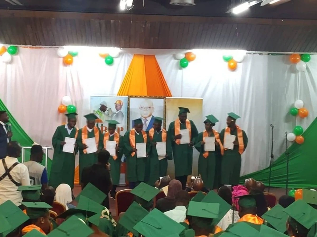 Enseignement supérieur : L’École spéciale du bâtiment et des travaux publics célèbre ses meilleurs étudiants