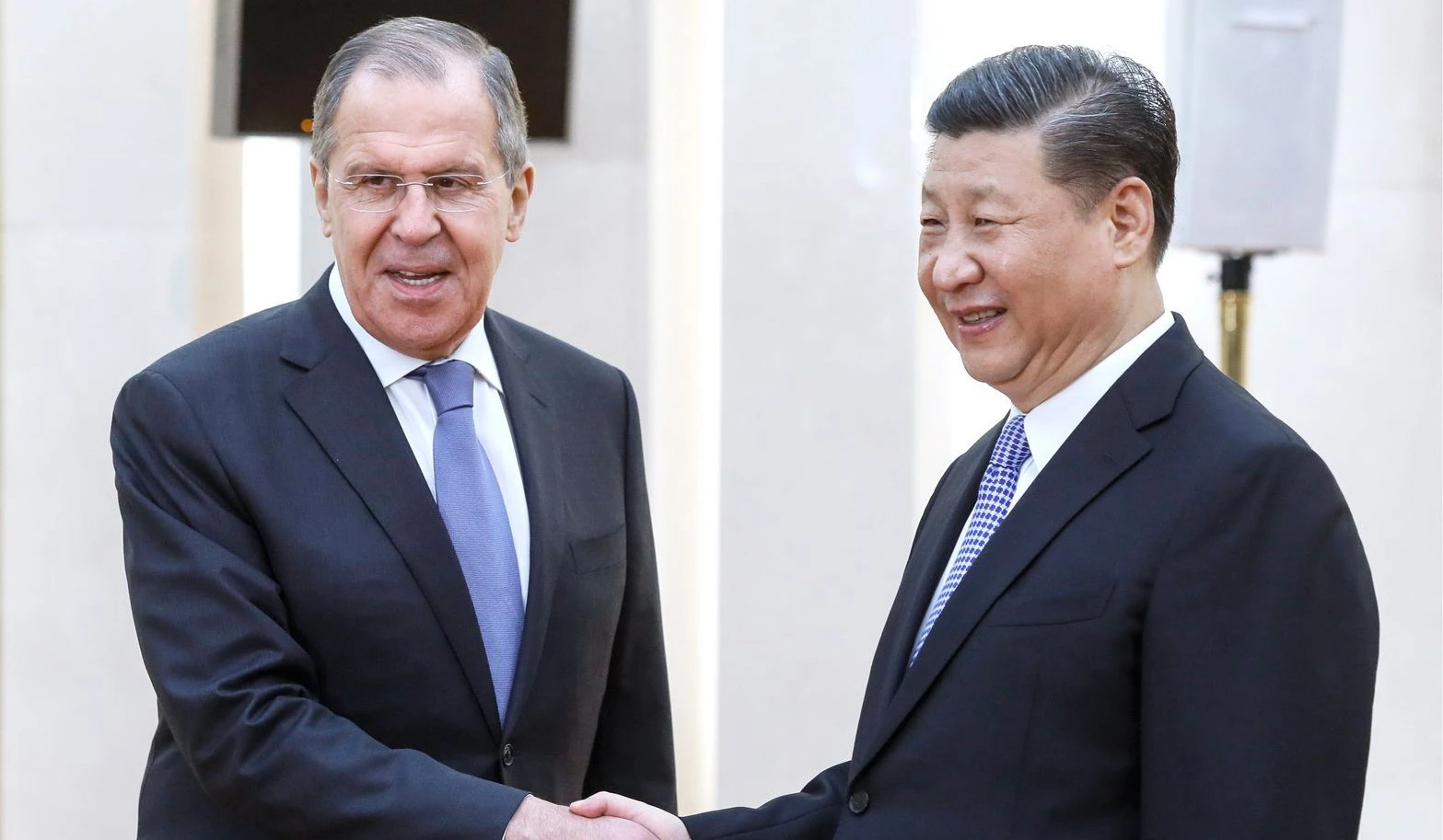Moyen-Orient : Lavrov à Pékin pour coordonner la stratégie russo-chinoise, pourparlers directs Israël-Liban