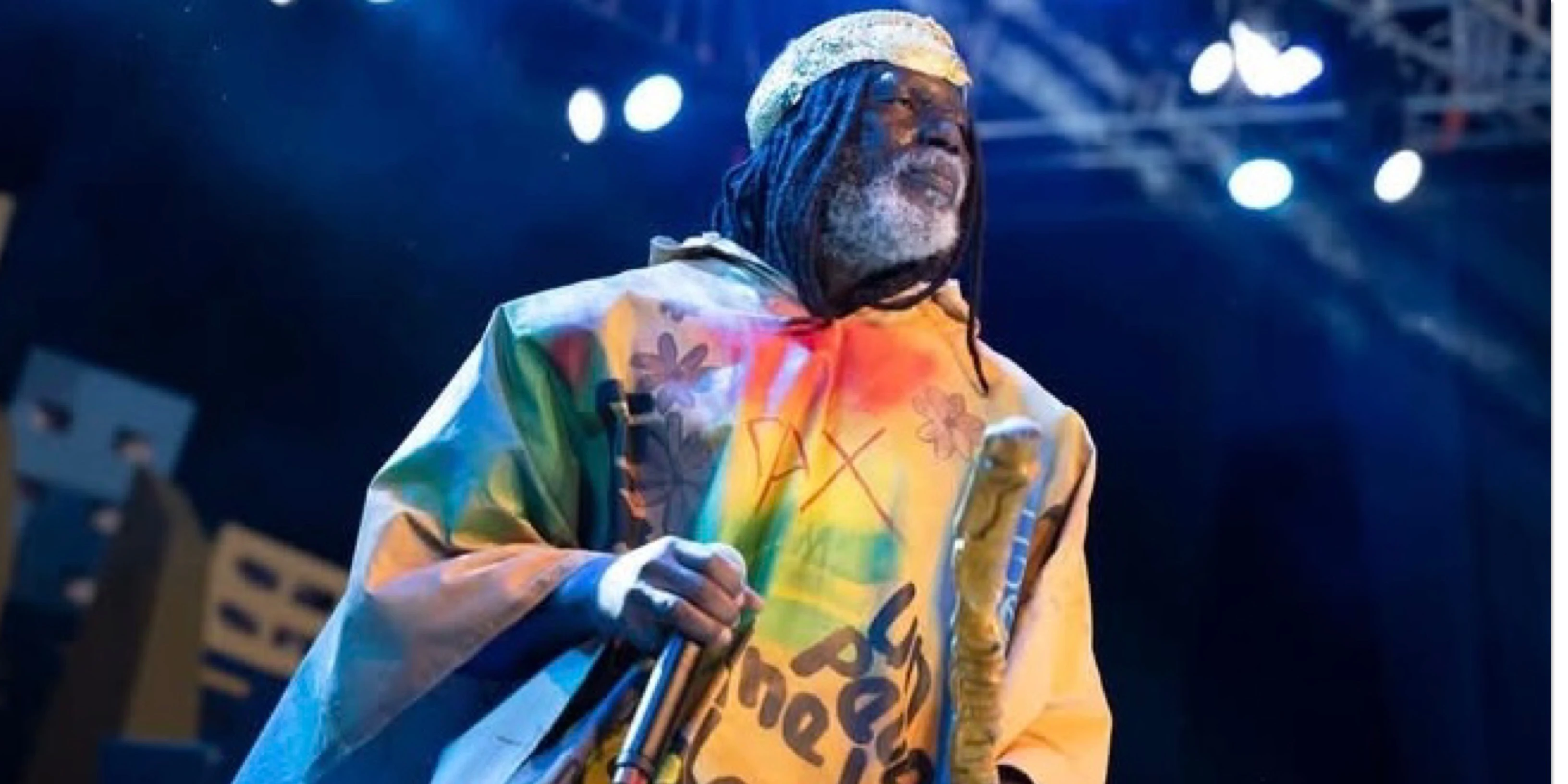 Clôture MASA 2026: Devant gouvernement et mélomanes Tiken Jah appel à la création des États Unis d’Afrique