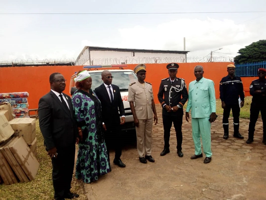 Appuis matériels aux pompiers civils de Daloa : Le Conseil régional fait don d'une ambulance