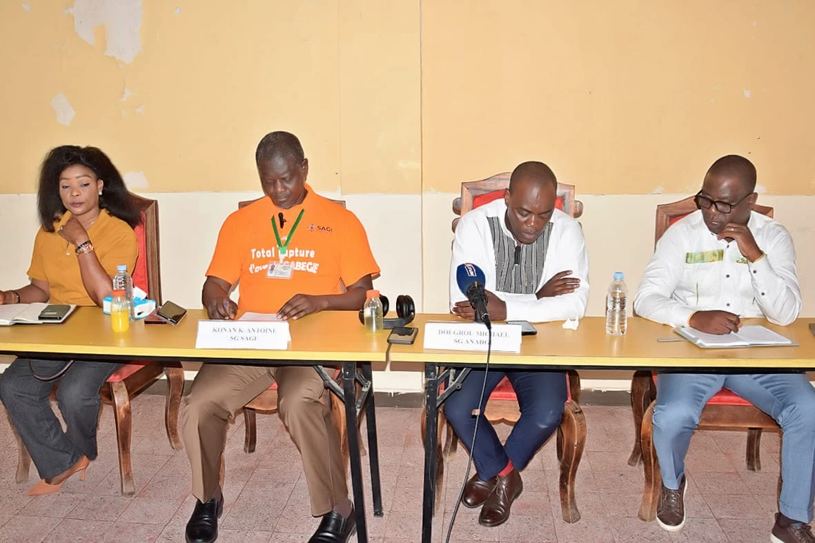 Bureaucratie et retraités fantômes : Le malaise grandit aux Impôts