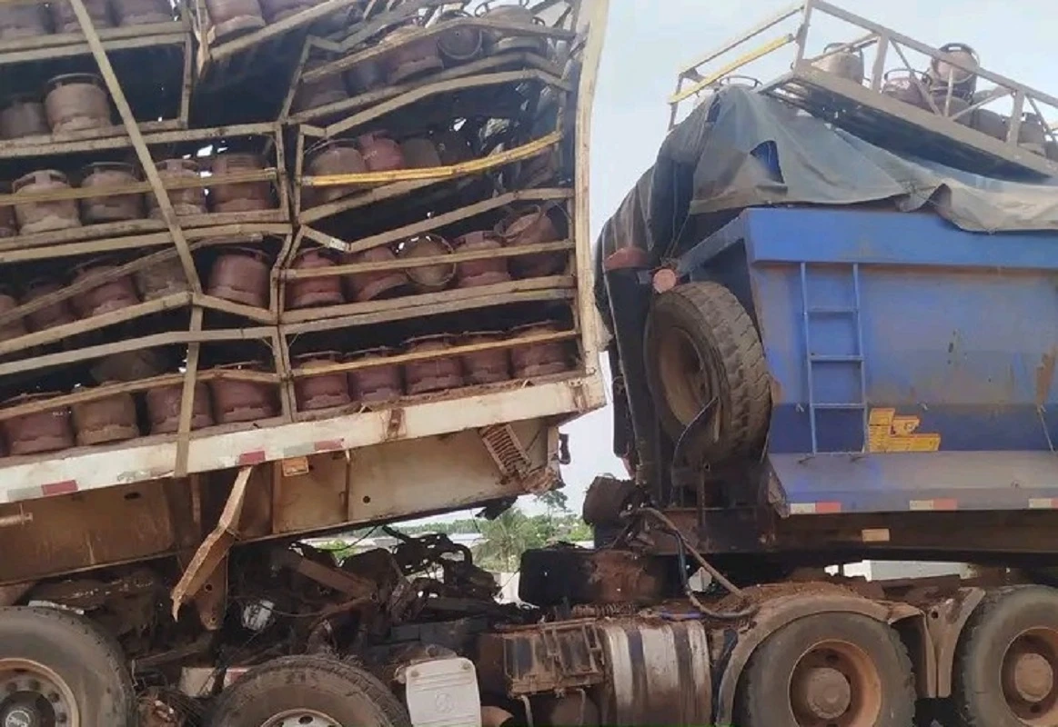 Gregbeu : Une collision entre deux gros camions fait deux morts à l’entrée de la ville