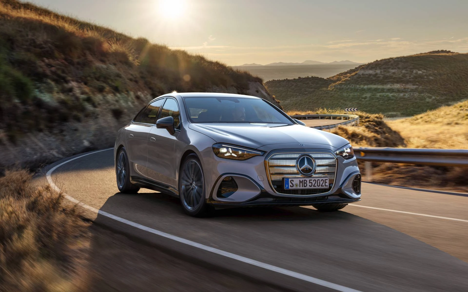 Mercedes et la Classe C électrique : La fin discrète d’une tradition de 50 ans