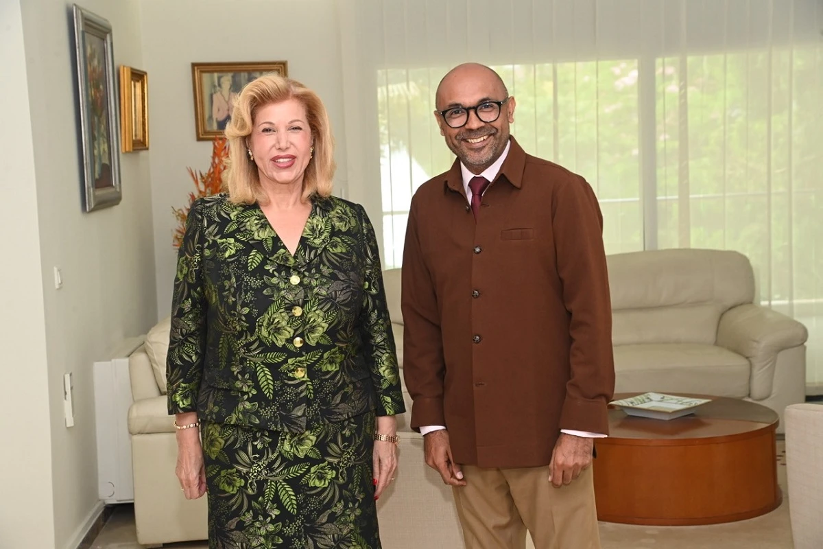 Côte d’Ivoire : Mme Dominique Ouattara échange avec S.E.M. Irchad Razaaly, Ambassadeur de l’UE
