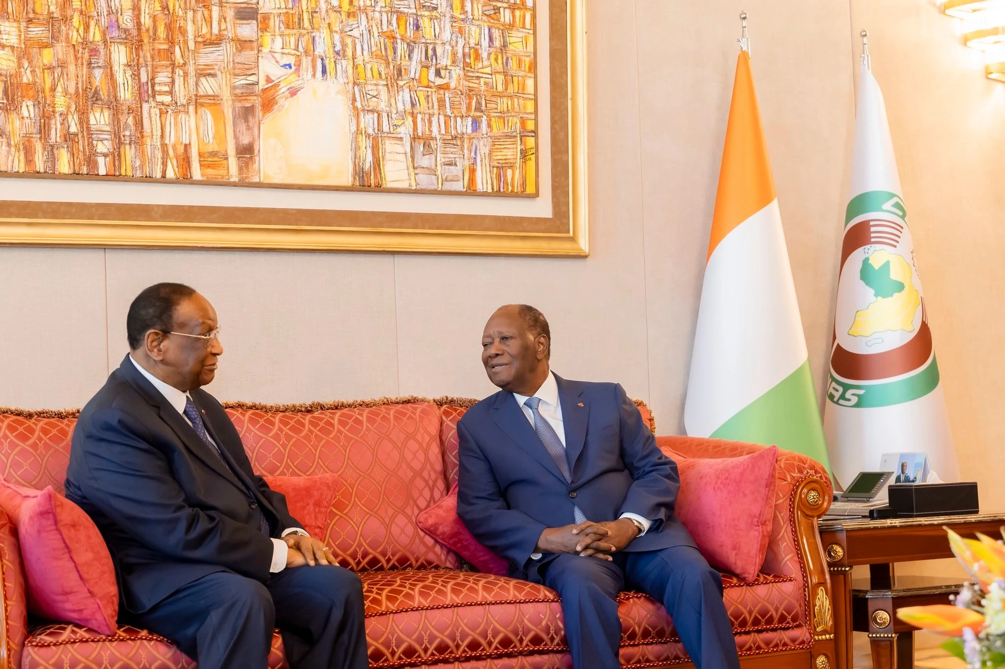 Médiation CEDEAO-AES : Ce que Alassane Ouattara et Lansana Kouyaté se sont dit