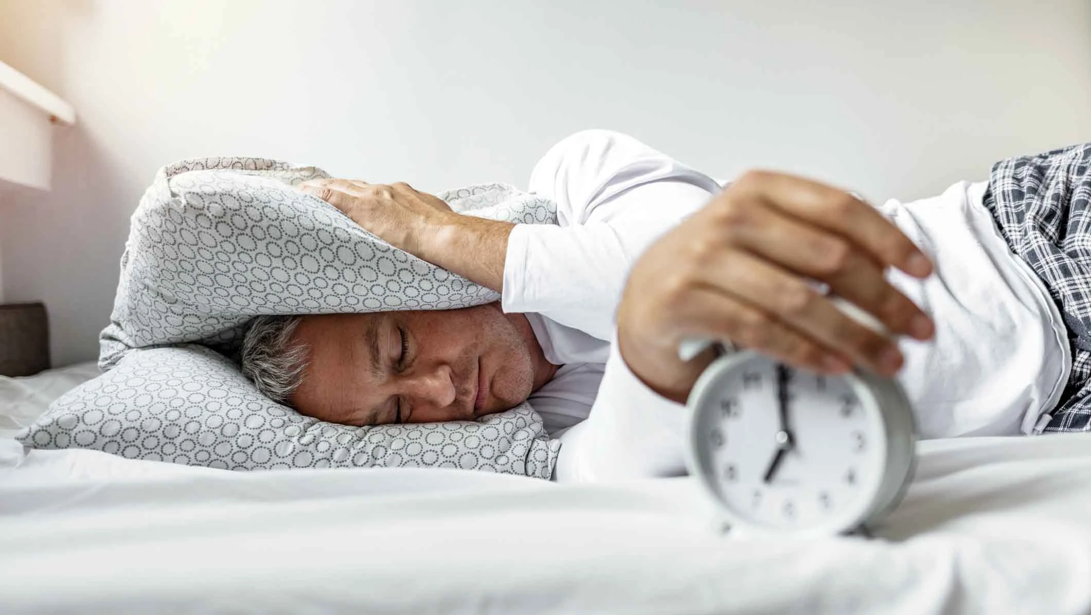 Sommeil perturbé : ce détail discret sur votre table de nuit qui change tout
