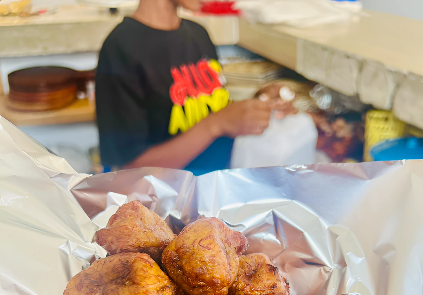 Garba et alloco au smartphone : la révolution discrète des petits restos ivoiriens