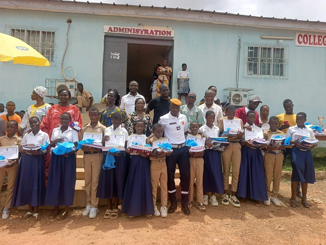 Academic Excellence: 46 Top Students from Collège Moderne de Daoukro Awarded