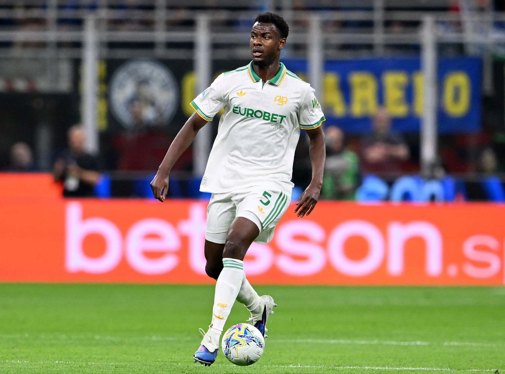 Des nouvelles de Evan Ndicka, blessé à J-25 du mondial 2026