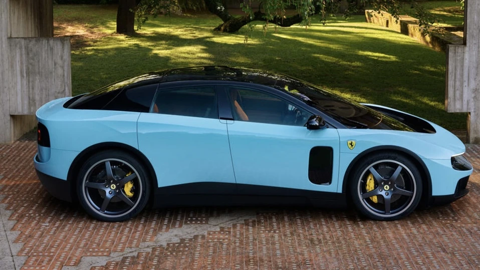Automobile : la Ferrari électrique à 360 millions FCFA suscite déjà les doutes des investisseurs