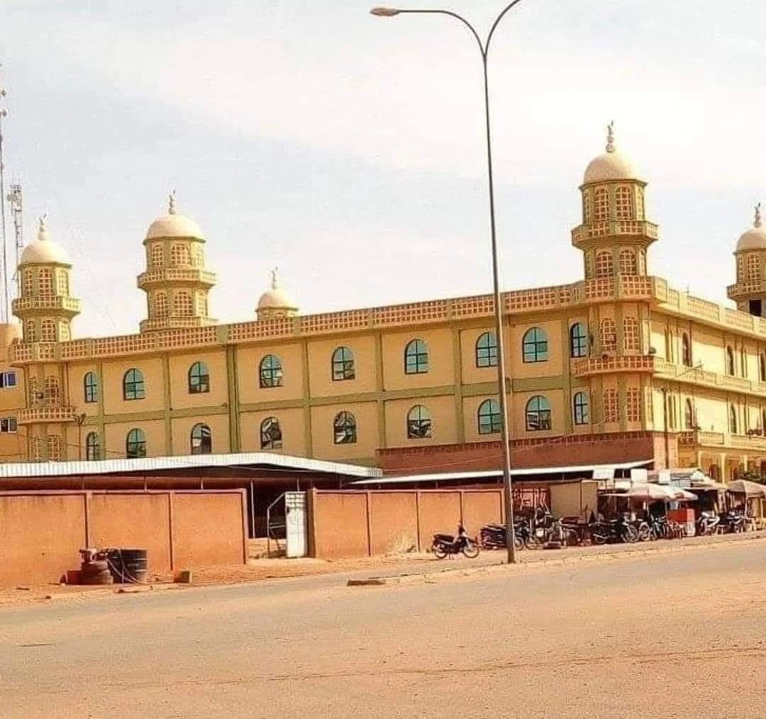 Enlevé à peine 24h : La mosquée officiant Dr Kindo fermée (Communiqué)