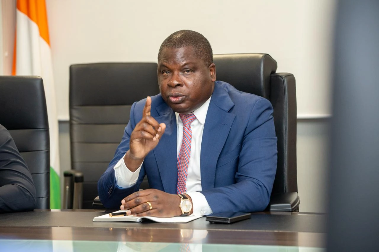 Insalubrité à Abidjan : Le ministère accorde 72 heures aux opérateurs pour rendre la ville propre
