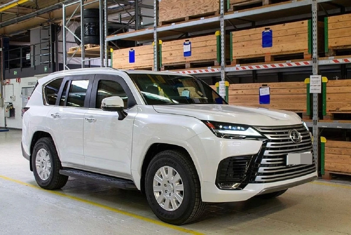 Traffic of luxury cars stolen in Europe: A driver arrested at Ghana's border reveals details