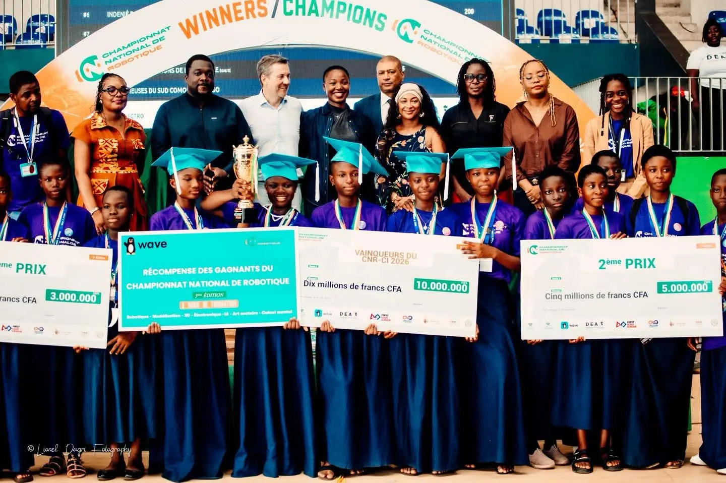 Robotique : le Lycée moderne de Korhogo remporte le Championnat national 2026