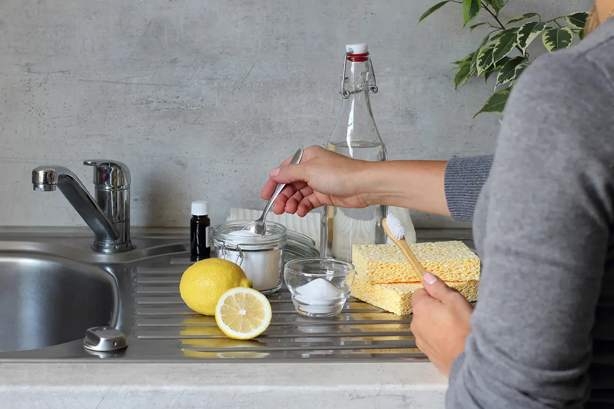 Lemon and Baking Soda: The Duo That Changes How You Clean the Kitchen