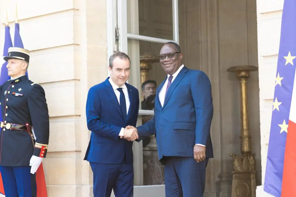 Defense: Paris and Abidjan reaffirm their security pact against the terrorist threat