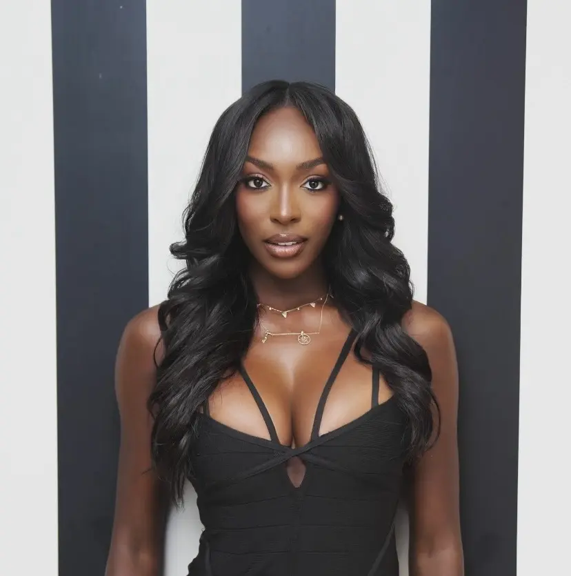 Côte d'Ivoire / Olivia Yacé : comment l'ancienne Miss s'est imposée comme une référence internationale de la beauté