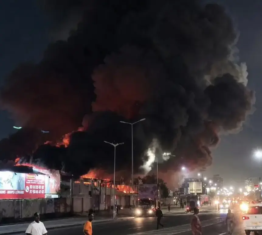 China Mall en fumée : Ce que révèle le sinistre sur les failles de la sécurité incendie