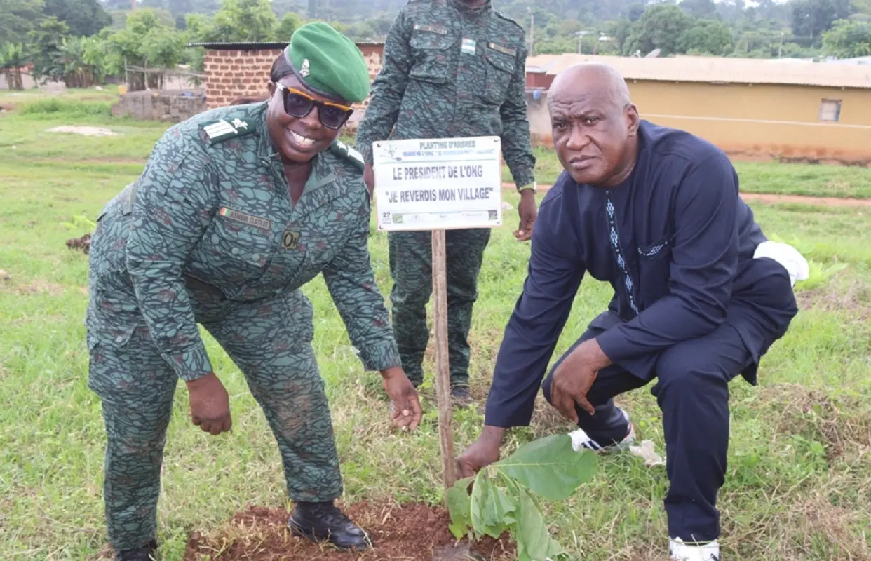 Diégonéfla : Une ONG plante 1 500 arbres pour renforcer la paix et restaurer le couvert forestier
