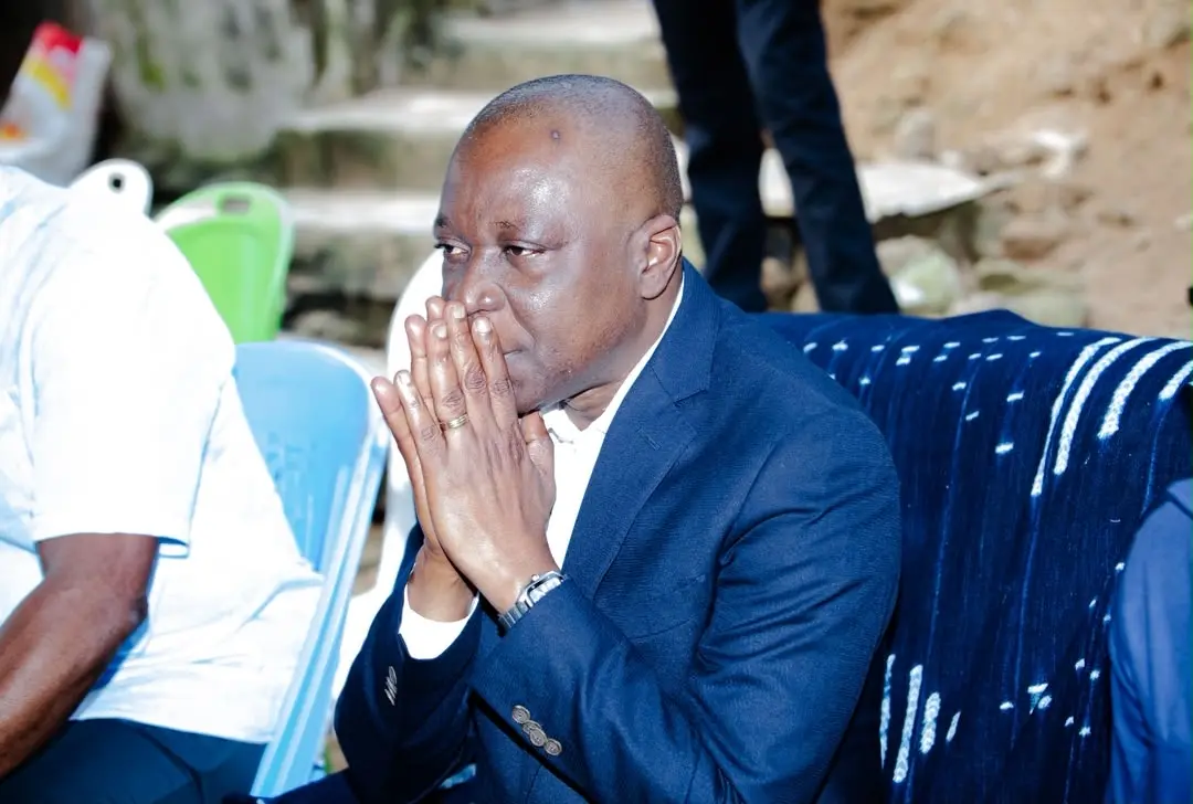 Amadou Koné au chevet de la famille du livreur assassiné : « L’État fera appliquer le droit »