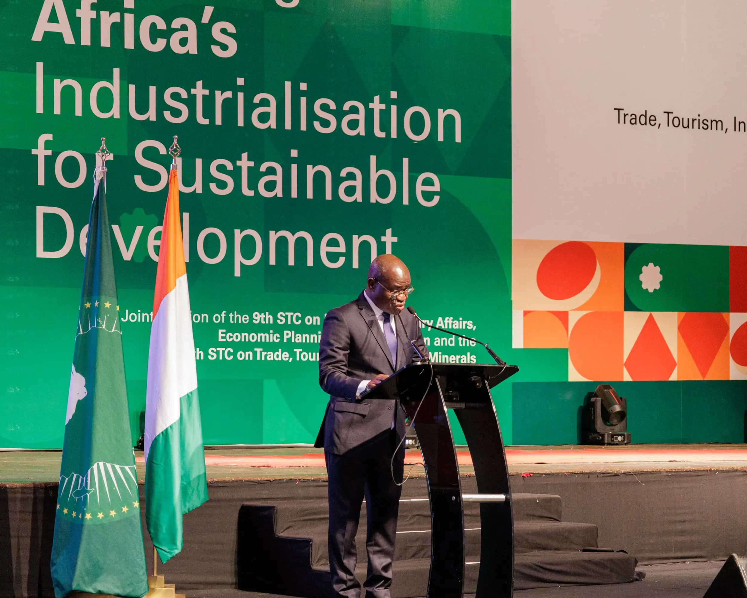 « Financer l'industrie pour transformer l'Afrique » : Abidjan appelle à une mobilisation collective