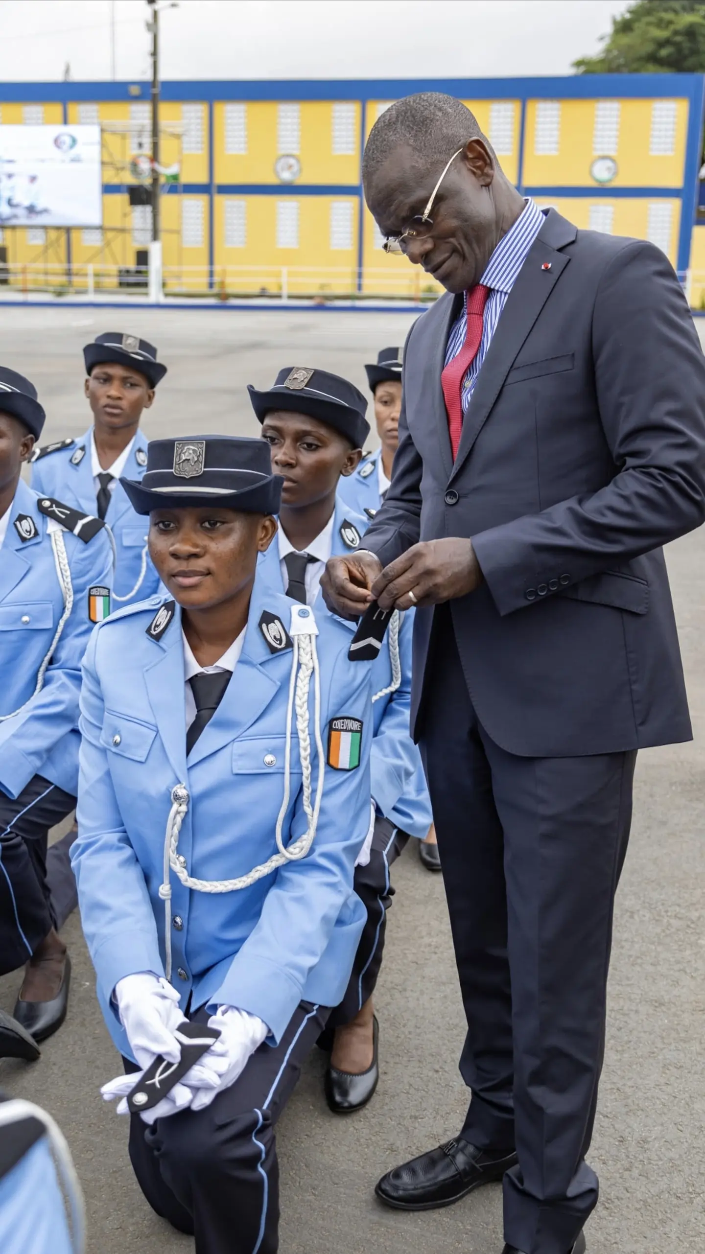 Police nationale : 2 400 élèves sous-officiers reçoivent leurs épaulettes et entament leur stage pratique