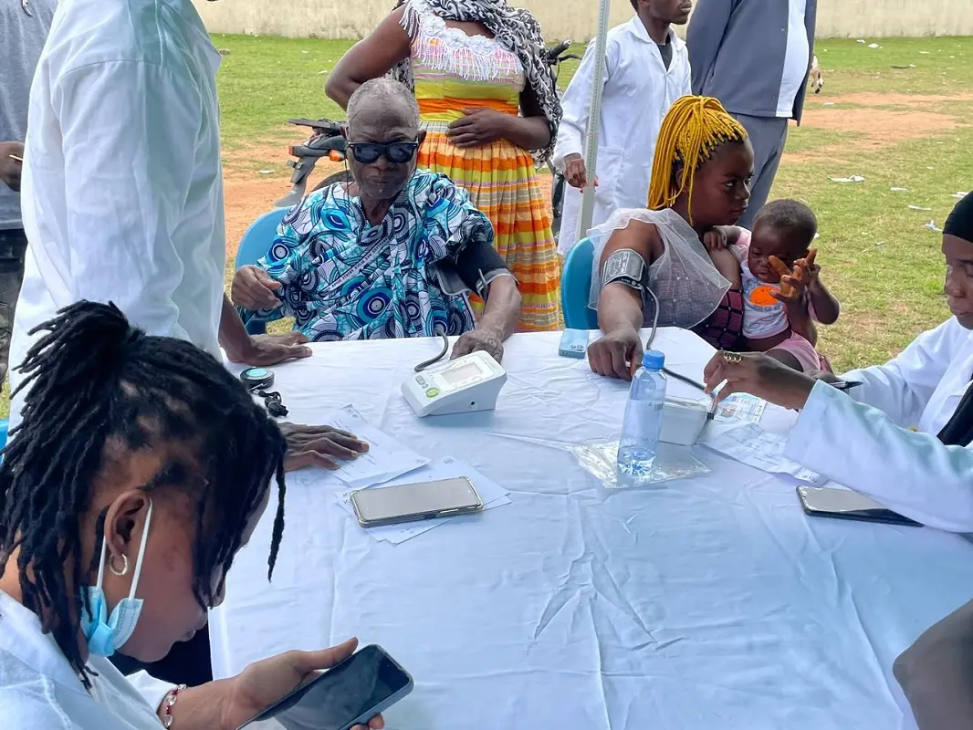 Botro : La JCI Abidjan Soleil et un cadre font dépister 500 personnes des maladies métaboliques