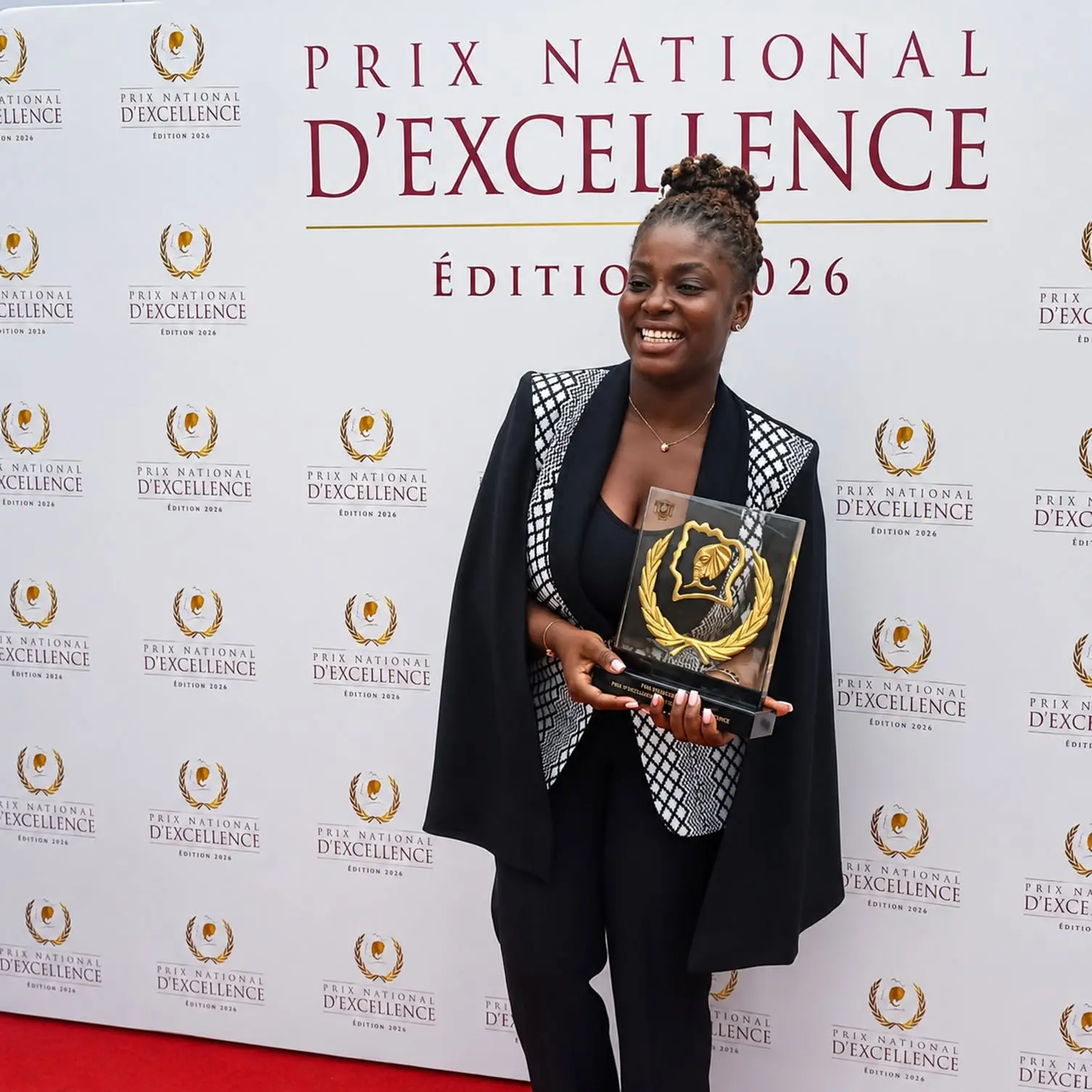Remise du prix d'excellence à Inadebelle: fin du débat, la Côte d'Ivoire reconnaît ses vrais influenceurs ( ses)