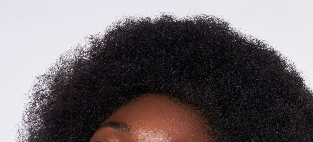 Cuir chevelu sensible : Cette recette naturelle remplace avantageusement les shampoings coûteux
