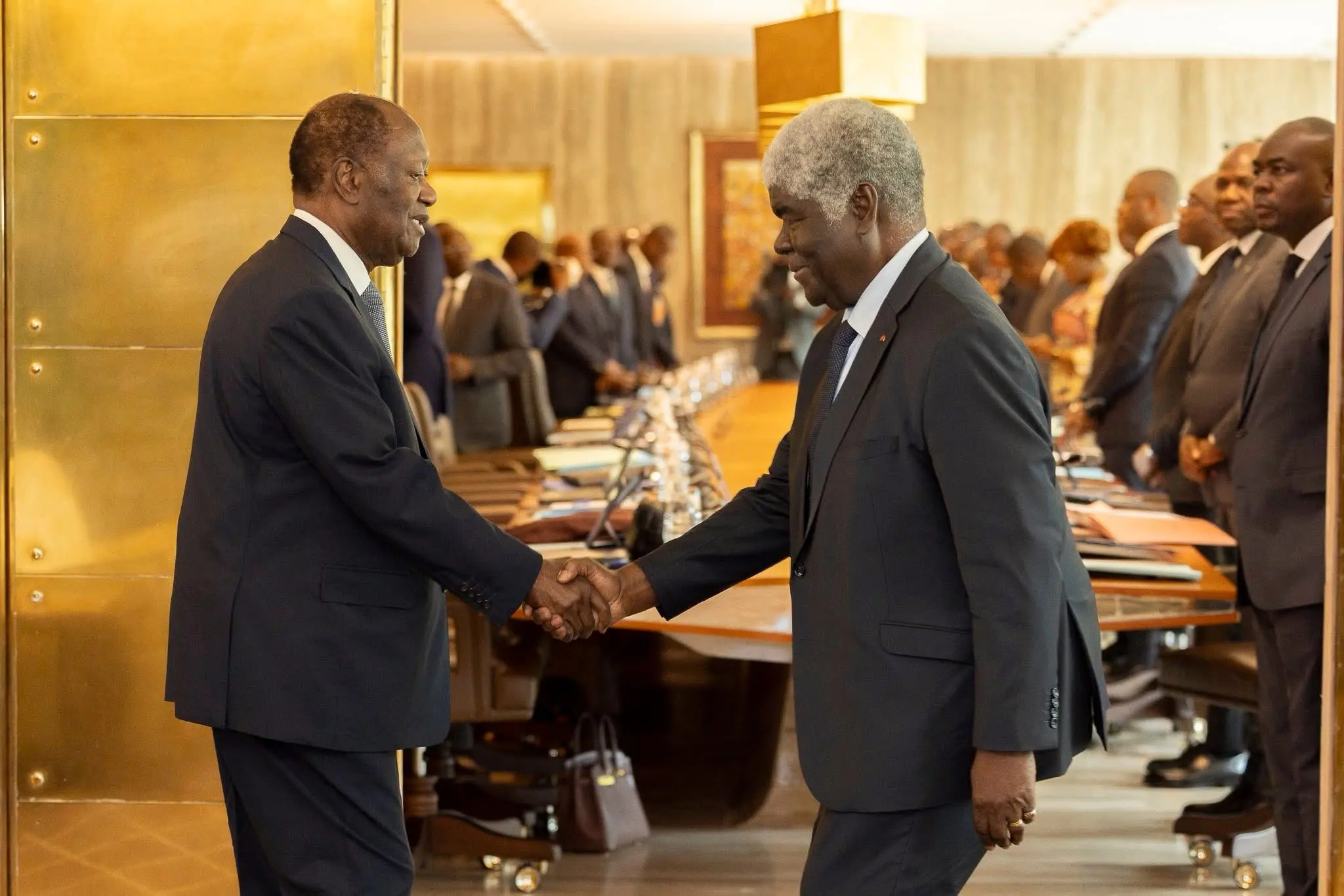 Quand un homme politique camerounais se sert d’une fake news sur Mambé pour attaquer Ouattara