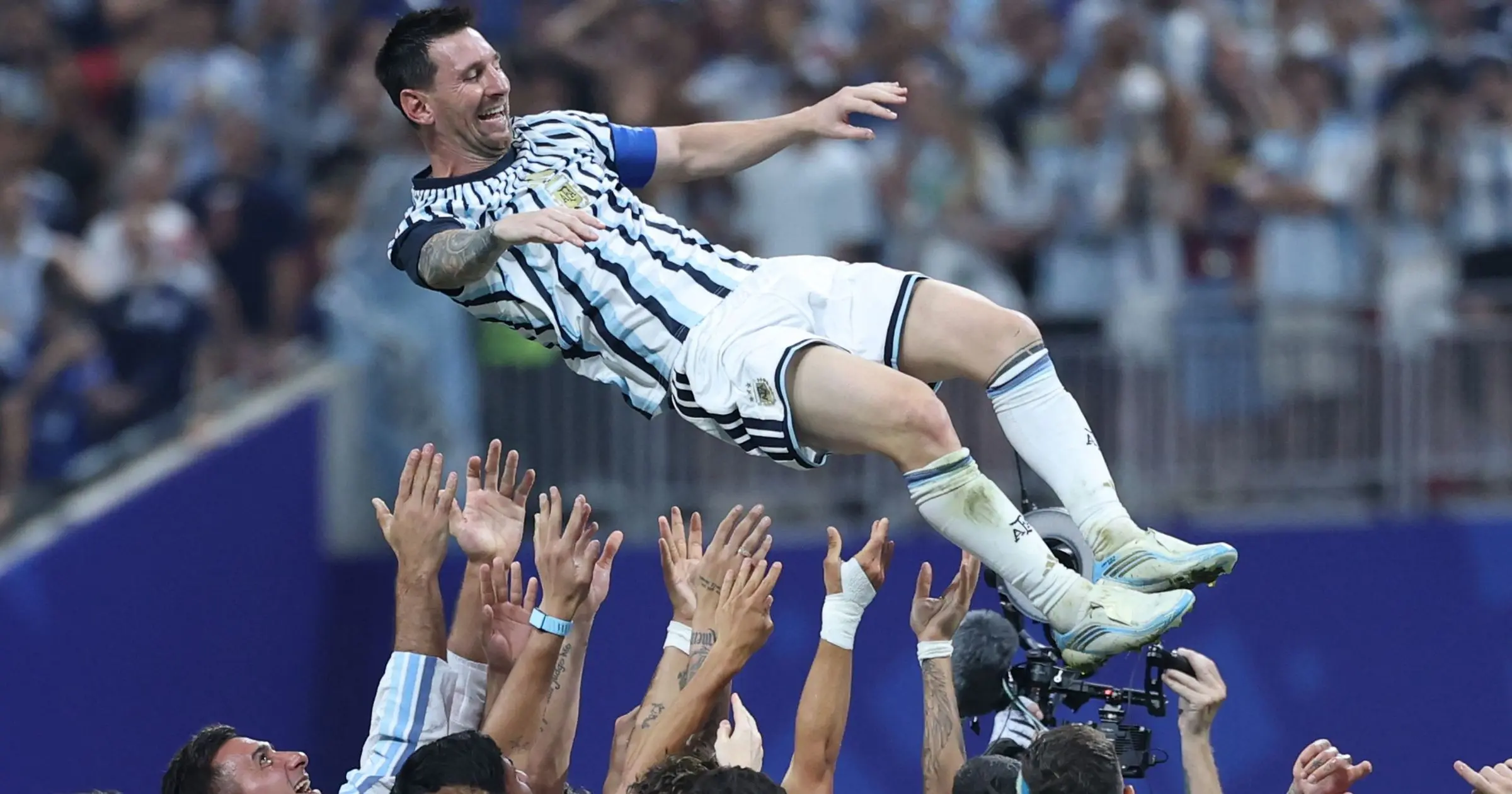 Messi announces his international retirement: 'It's a painful decision that breaks my heart'