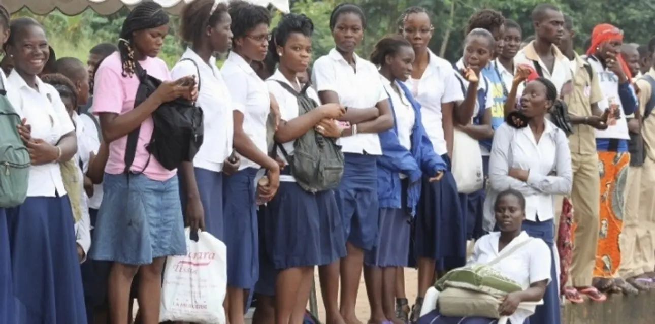 In Côte d'Ivoire, a platform allows parents to track school results remotely