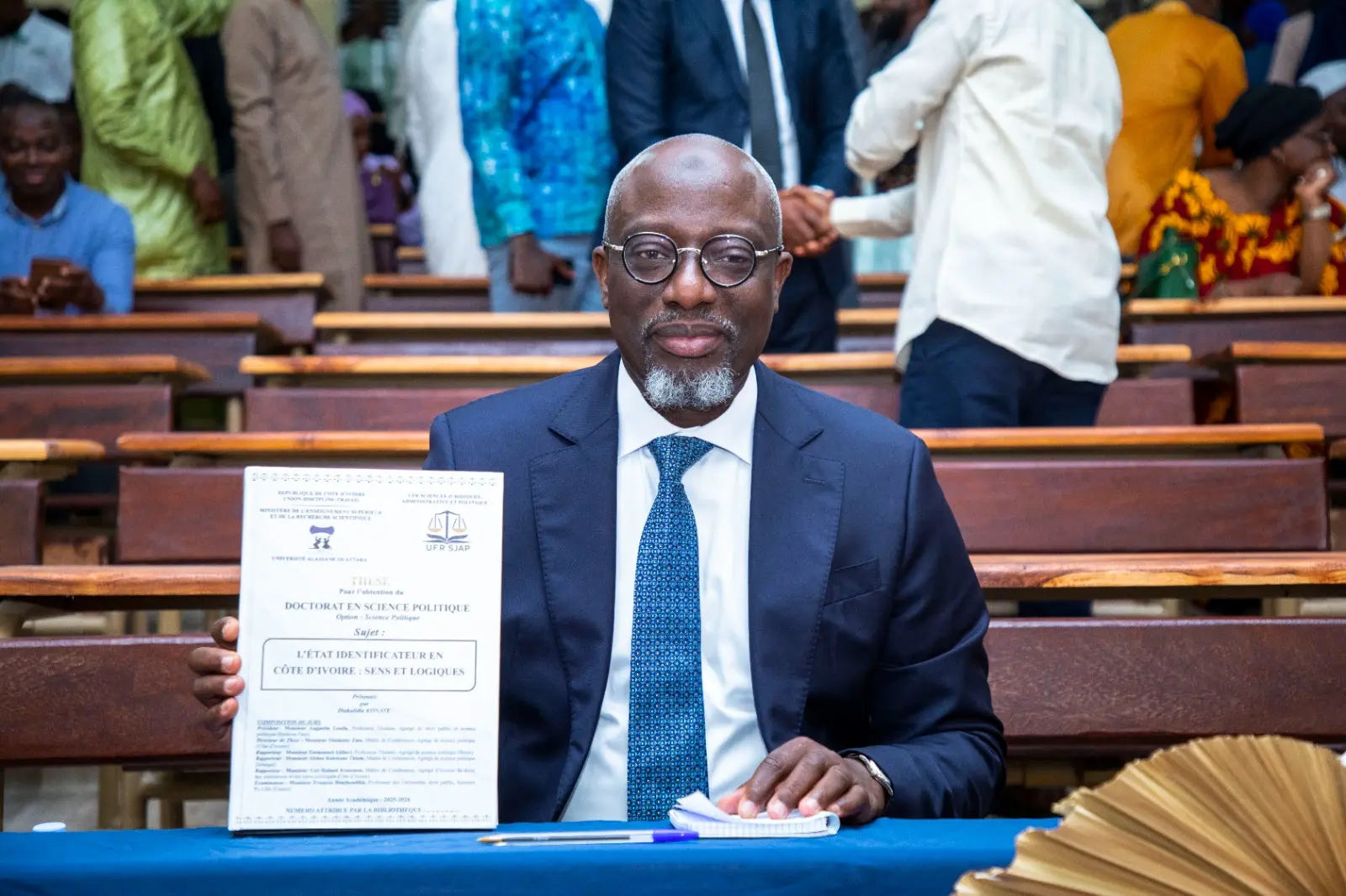 Diakalidia Konaté décroche la mention « Très honorable » pour sa thèse sur la politique d’identification