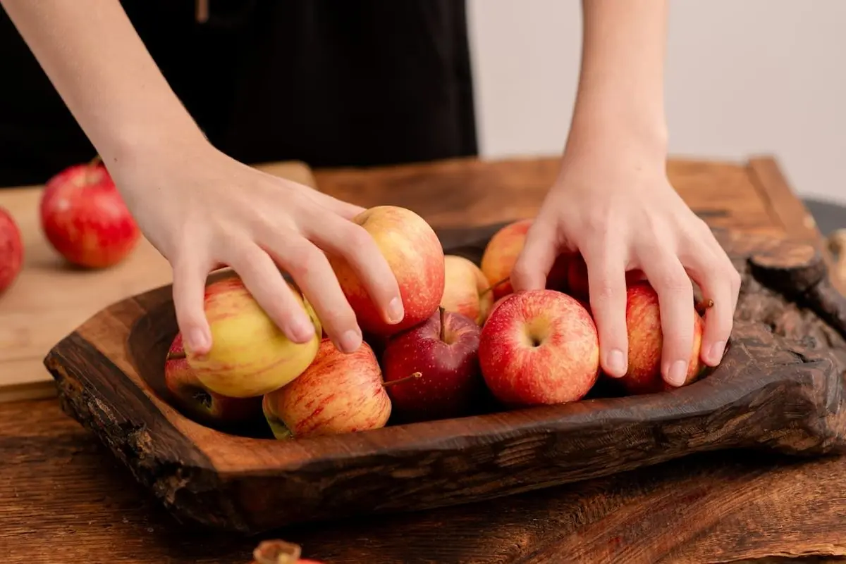 Le cellier plutôt que le frigo : Cette astuce permet de garder vos pommes plusieurs mois