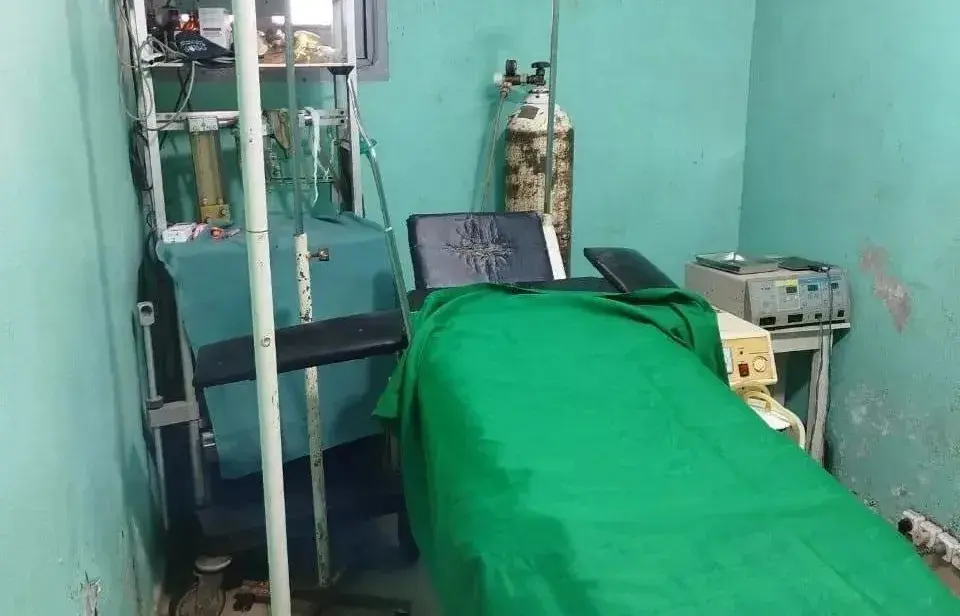 Abidjan: Four health facilities employed unqualified staff to treat patients