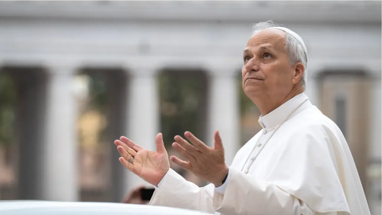 “I Truly Felt Your Support”: Pope Leo XIV Thanks the Faithful from His Window