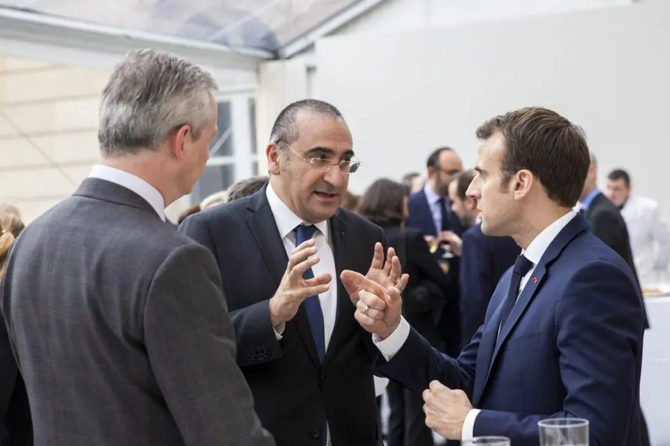 France : Face aux casseurs, Macron refuse une première démission du gouvernement