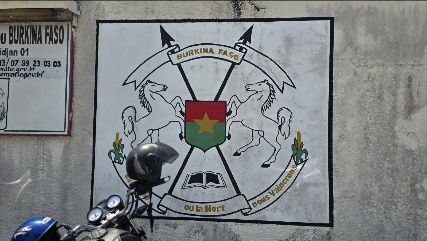 Burkinabè en Côte d’Ivoire : Coût et conditions pour établir des papiers consulaires