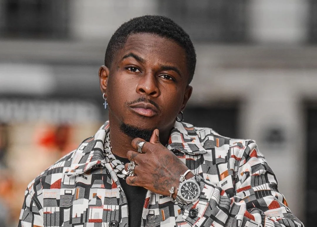 Didi B, artiste chanteur