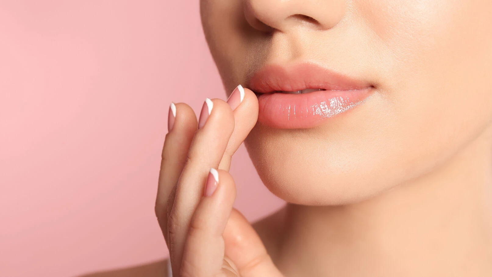 Soin des lèvres : 5 astuces pour avoir naturellement des lèvres roses