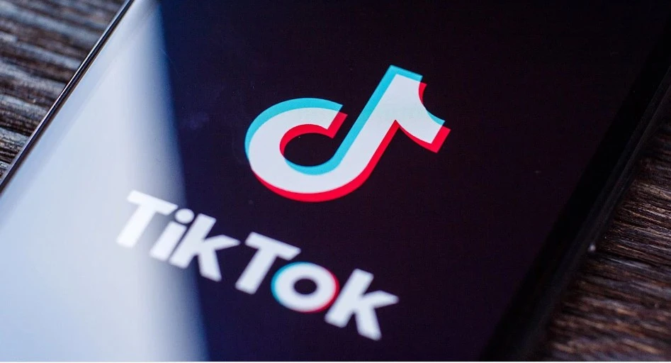 Tik tok annonce une touche "je n'aime pas" dans les commentaires des vidéos